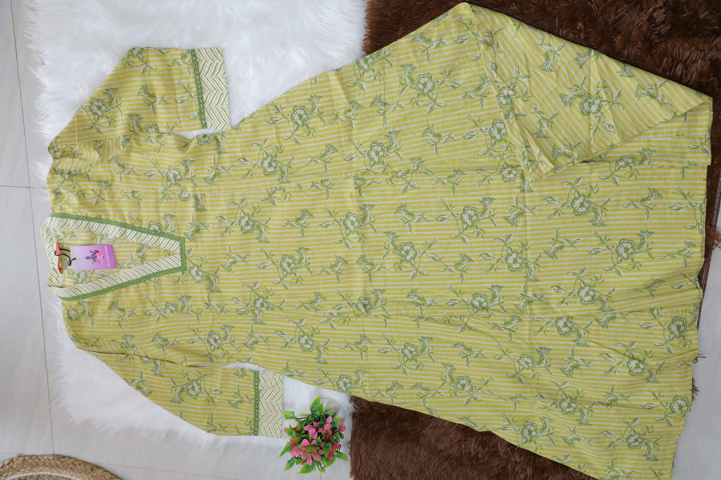 S1118 - V Neck Kurthi with Pant