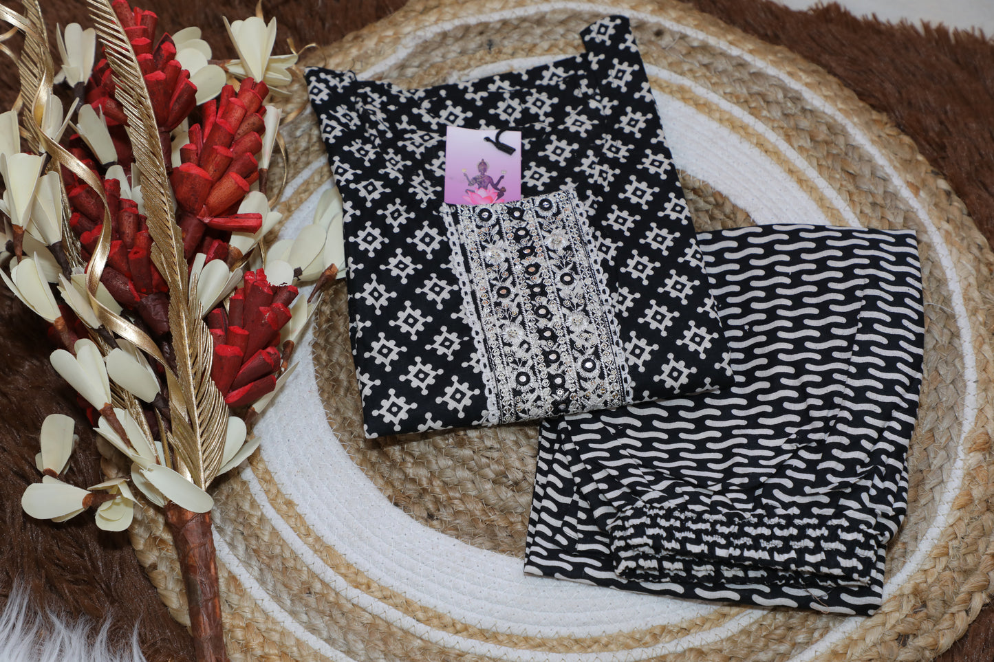 S1120 - Black Kalamkari Kurthi with Pant